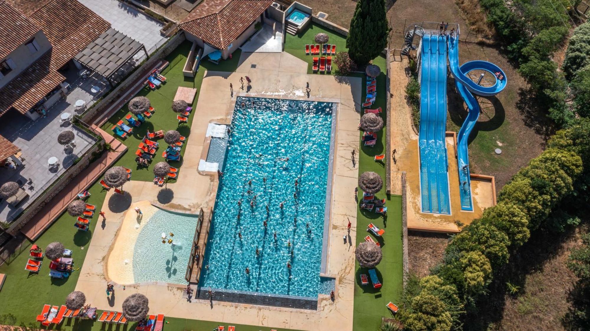 Auberge Les Hautes Prairies Lourmarin Exterior foto